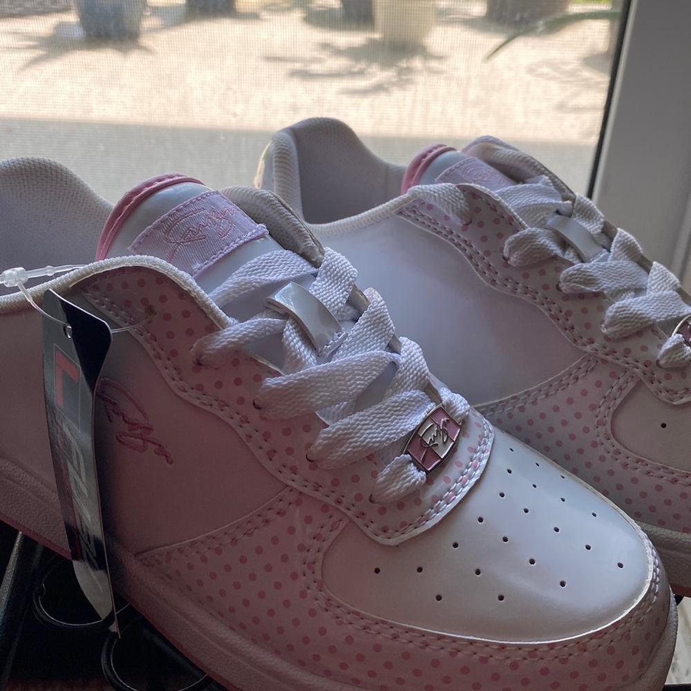 Kids sneakers
